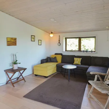 Dom wakacyjny Stunning In W/ Wifi And 3 Bedrooms *
