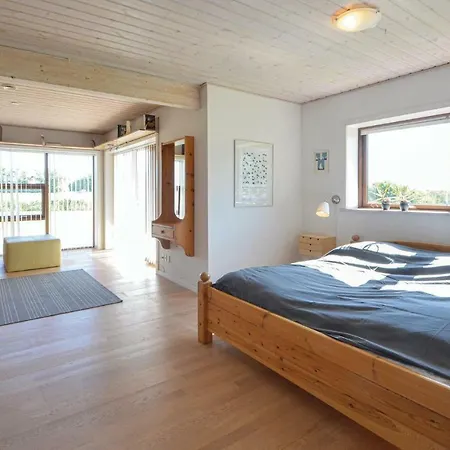 Dom wakacyjny Stunning In W/ Wifi And 3 Bedrooms *